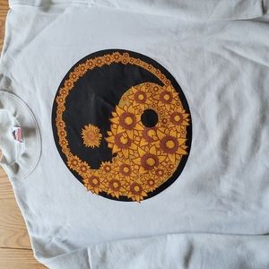 Sunflower Yin Yang  Design Longsleeve Sweatshirt NWOT